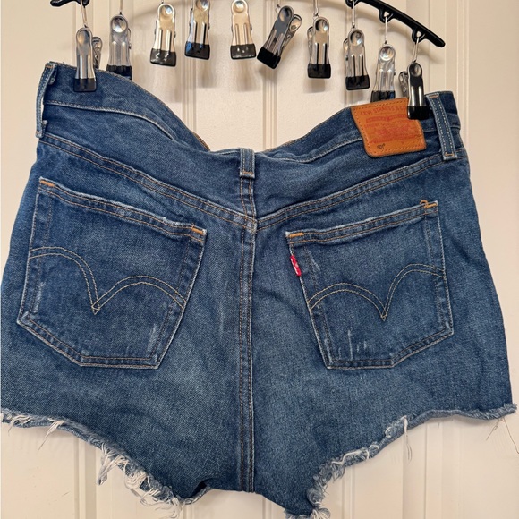 Levi button fly shorts - Picture 2 of 3